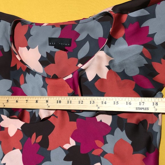 Attention Womens Sz S Ruffled Short Cap Sleeves Floral Light Top - Picture 3 of 6